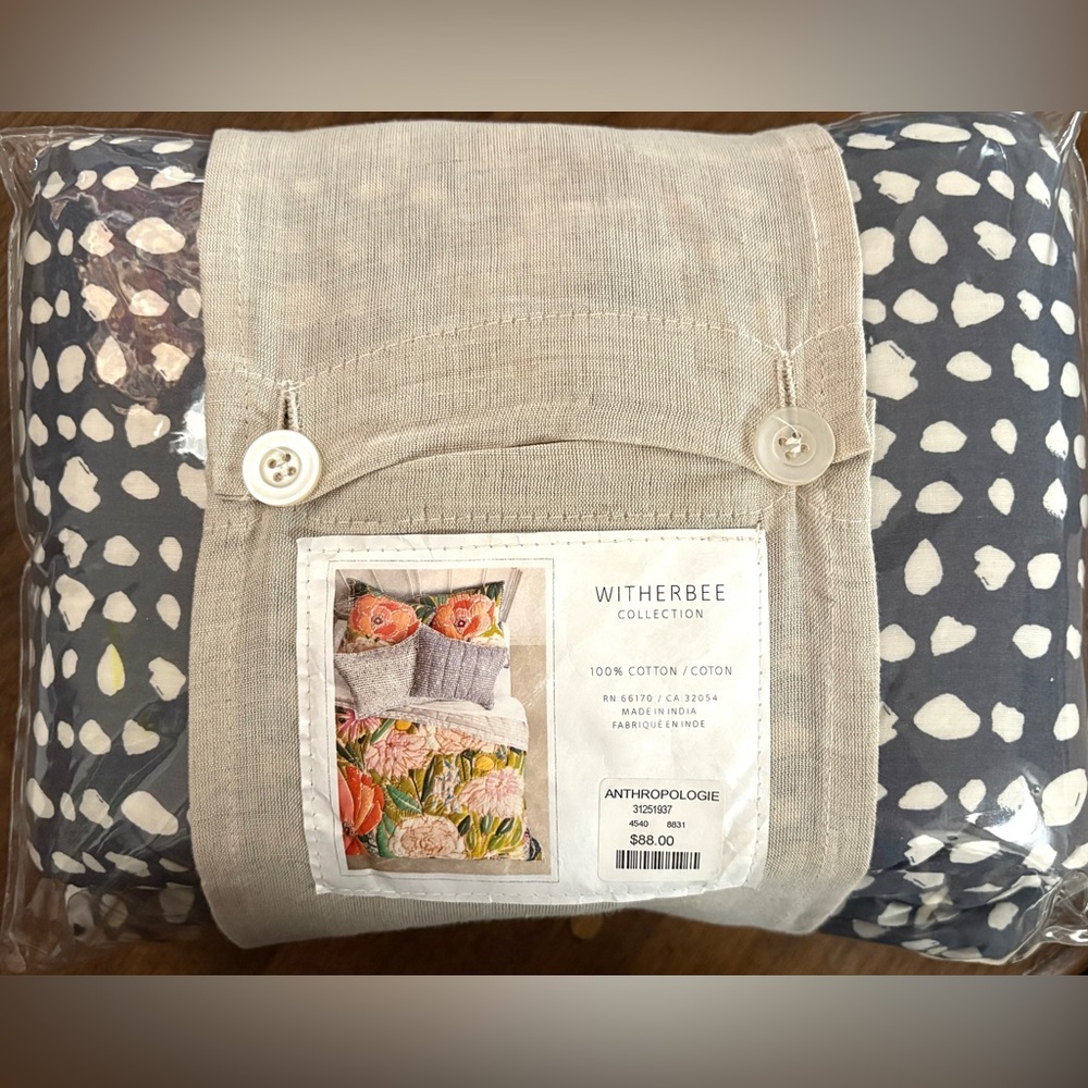 Anthropologie Witherbee Collection Pair of Standard Shams Sold Out Gray White